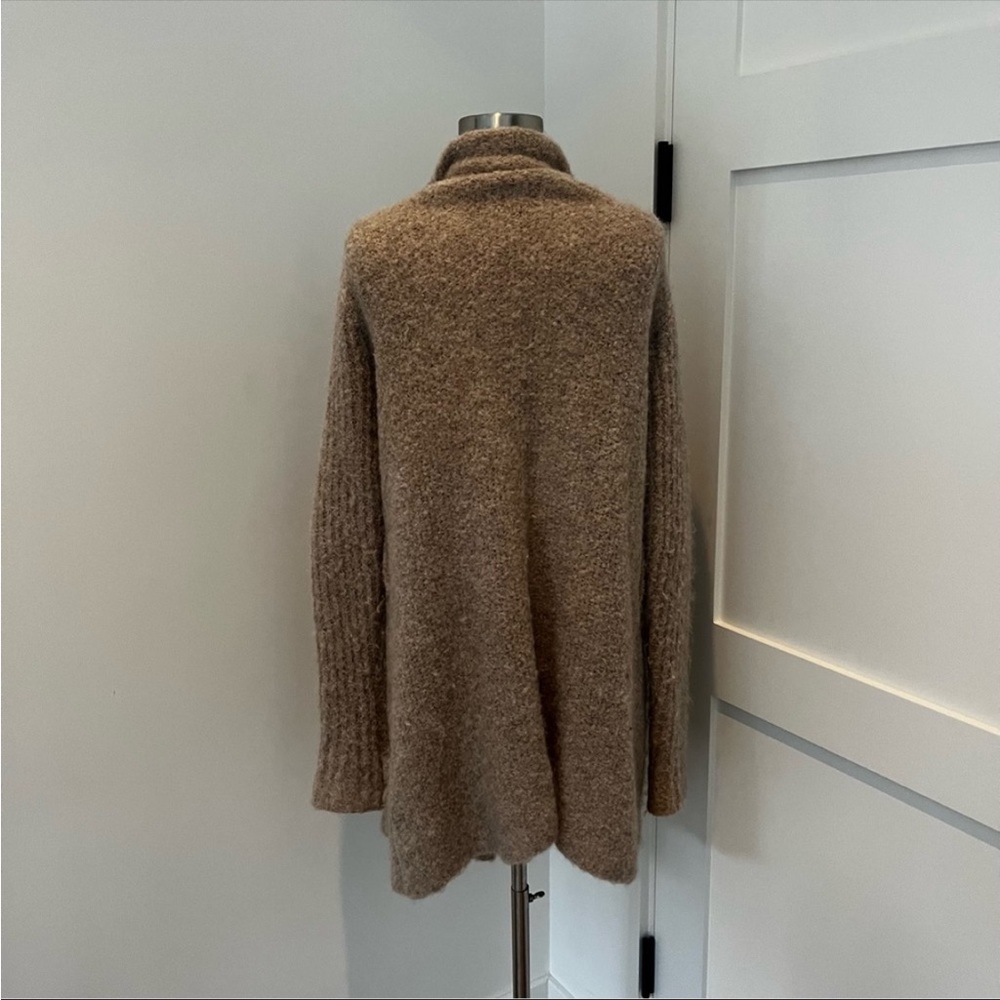 Skin Cardigan - Picture 3 of 3